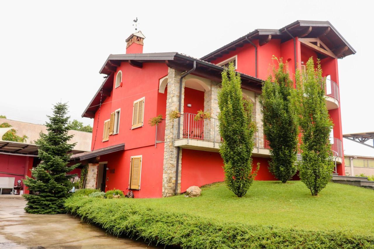 Agriturismo Bosco Longhino Santa Maria della Versa Exterior photo